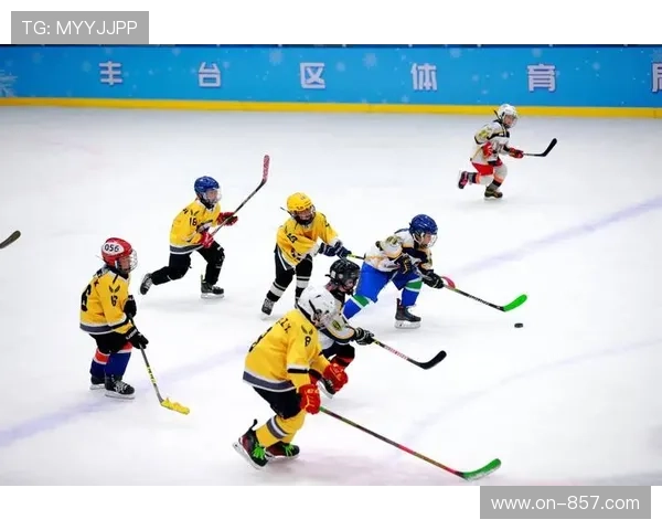 北京群众冰雪运动花样滑冰比赛周末冰立方举行