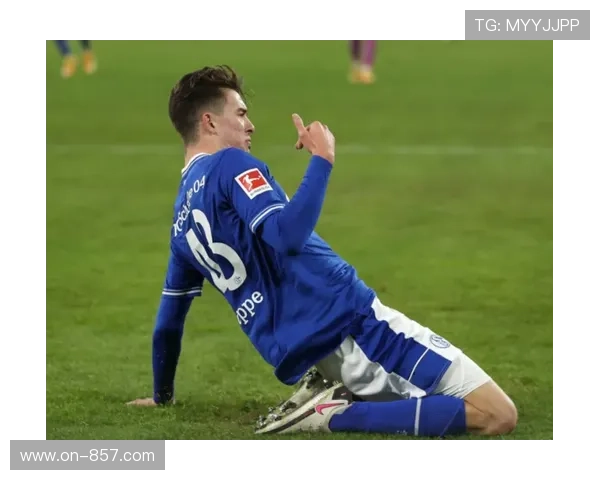 古伊里铲射破门，马赛客场率先打破昂热球门