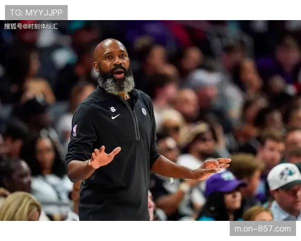 北京男手门将吕逢洋谈42%扑救率：团队防守是胜利基础